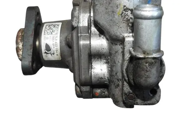 Audi Q7 4L Power steering pump 7L8422154H