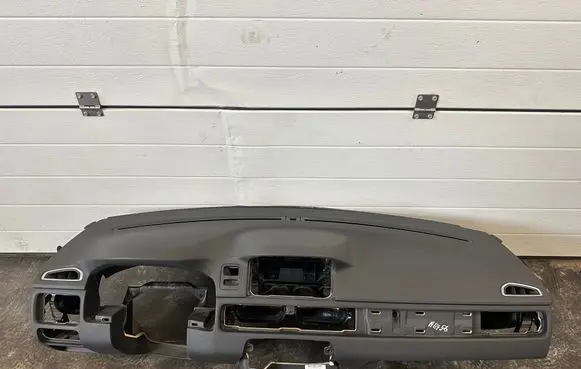 Volvo V70 Dashboard 