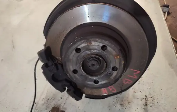 Mercedes-Benz GLK (X204) Rear wheel hub spindle/knuckle 