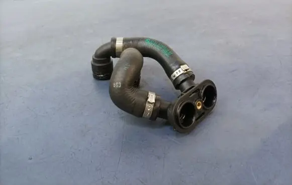 BMW 5 G30 G31 Engine coolant pipe/hose 8780515