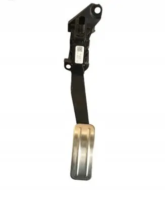 Accelerator throttle pedal
