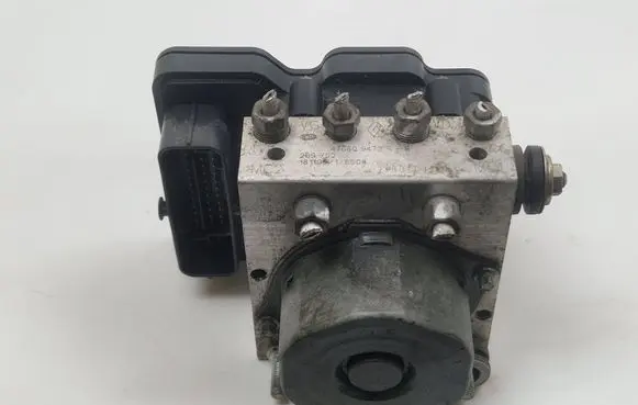 Renault Zoe ABS Pump 476609473R