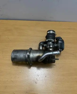 Audi A4 S4 B9 EGR valve cooler 04L131501B 04L131512A