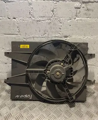 Ford Fusion Radiator cooling fan shroud 8240365