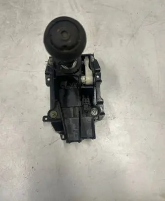Opel Zafira A Gear shifter/selector 55350966