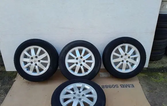 R16 alloy rim