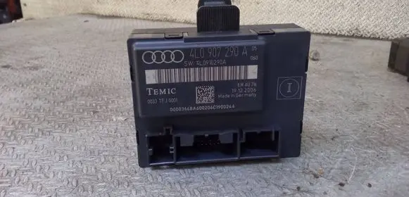 Audi Q7 4L Door control unit/module 4L0907290A
