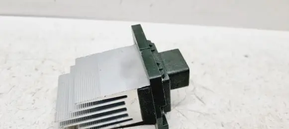 Hyundai Tucson TL Heater blower fan relay 972353XAA0