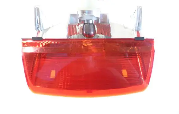 Nissan Micra Third/center stoplight 270331 E1021390