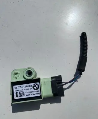 BMW 5 E60 E61 Airbag deployment crash/impact sensor 5WK43448 9118168 11585229