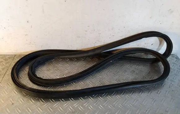 KIA Niro Trunk rubber seal (body) 