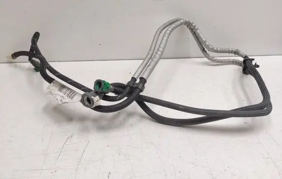 Citroen DS7 Crossback Fuel line pipe 9675736180 TM205 101226