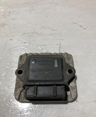 Volkswagen Golf II Ignition amplifier control unit 191905351C 5WK6102