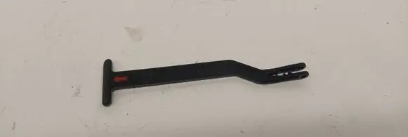 Volkswagen PASSAT B5.5 Engine bonnet (hood) release handle 3B0823593D