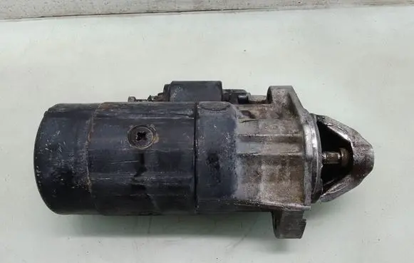Audi A6 S6 C5 4B Starter motor 0469110238