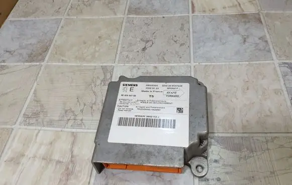 Peugeot 307 Airbag control unit/module 9645840780 5WK42908