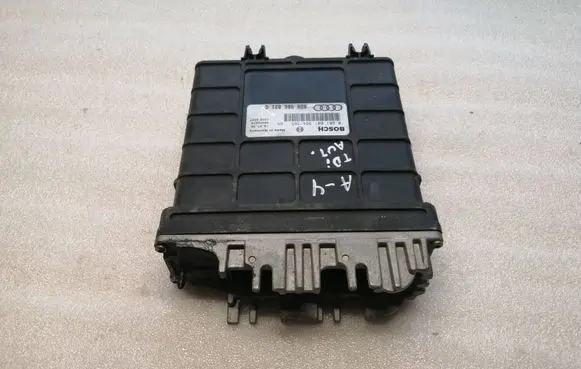 Audi A4 S4 B5 8D Engine control unit/module 028906021G 28SA2679 0281001364