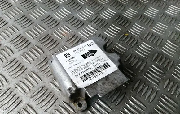 Opel Astra G Airbag control unit/module 09229037