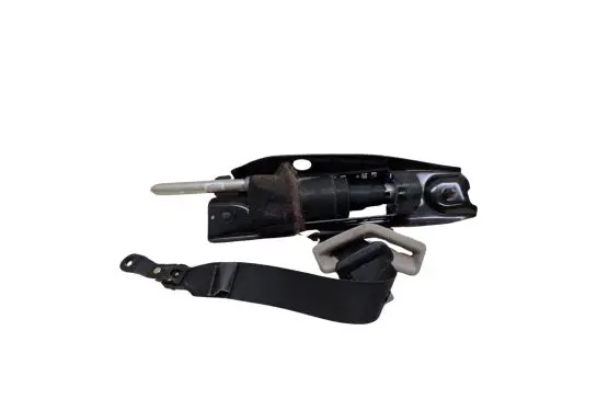 Volvo V70 Front seatbelt 39818791