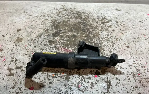 Volvo V50 Headlight washer spray nozzle 1307030218 020209 30699012003