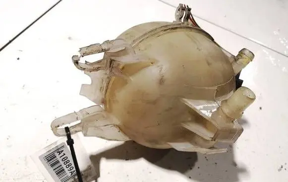Peugeot 1007 Coolant expansion tank/reservoir 9639562680