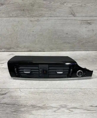 BMW X3 F25 Dash center air vent grill 9184743 17238711 9184742