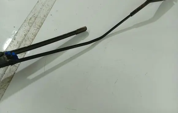 Fiat Fiorino Front wiper blade arm 