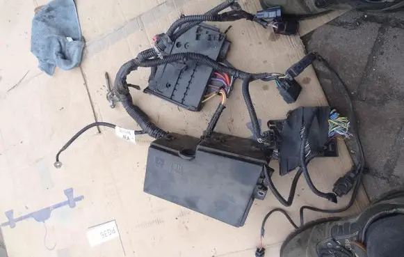 Ford Focus Engine installation wiring loom F1FT-14K733-JEA