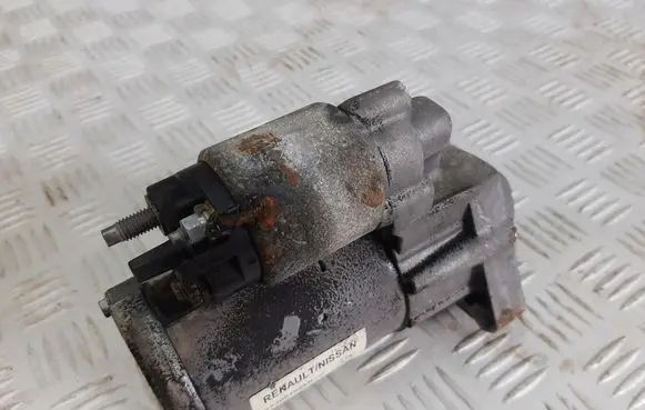 Nissan Pulsar Starter motor 233004868RC