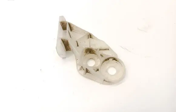 BMW 3 E46 Front bumper mounting bracket 8195295
