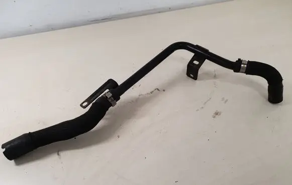 Opel Insignia A Engine coolant pipe/hose
