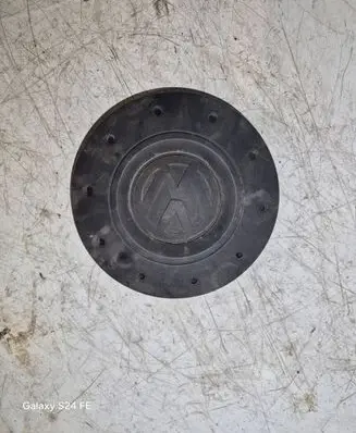 Volkswagen Transporter - Caravelle T5 Original wheel cap 7H0601151B