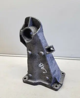 BMW 5 E60 E61 Engine mounting bracket 676321801 nr6620