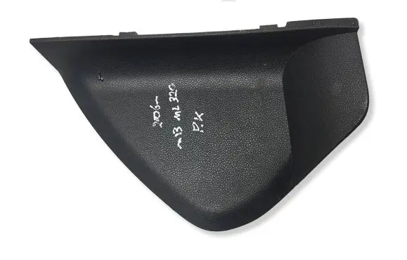 Mercedes-Benz ML W164 Dashboard side end trim A1646800339 18114380 18114379