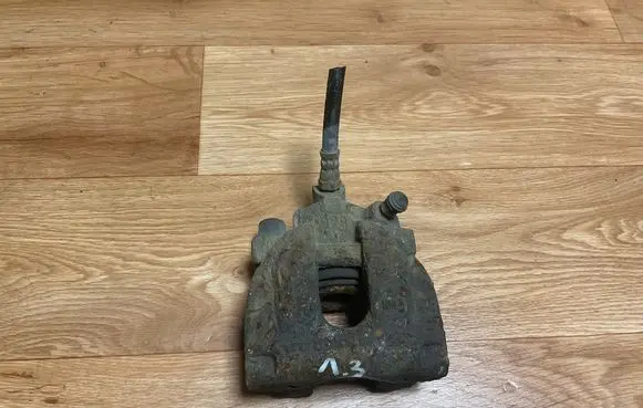 Rear brake caliper