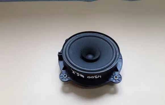 SsangYong Korando Rear door speaker 8930034020