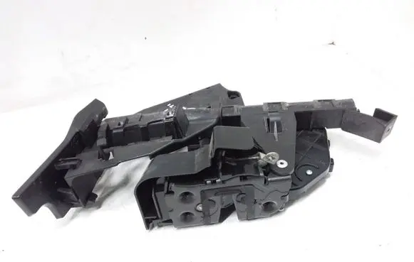 Ford C-MAX I Rear door lock 3M5AR26412ES