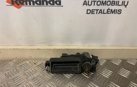 Mercedes-Benz E W211 Tailgate/trunk/boot exterior handle A2037500093