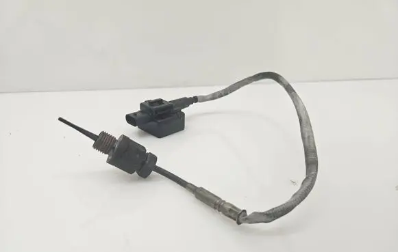 Mercedes-Benz Sprinter W907 W910 Exhaust gas temperature sensor A0009054009 0182