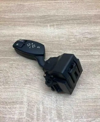 BMW 5 E60 E61 Indicator stalk 6924103 01106720