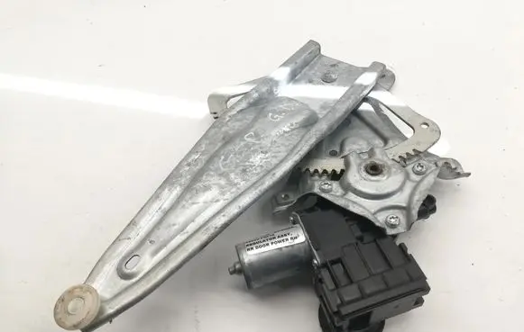 Toyota C-HR I Rear window lifting mechanism without motor 69830F4010