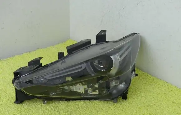 Mazda CX-5 II Headlight/headlamp KB8P51040