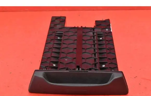 Buick Roadmaster Glove box 685601717R