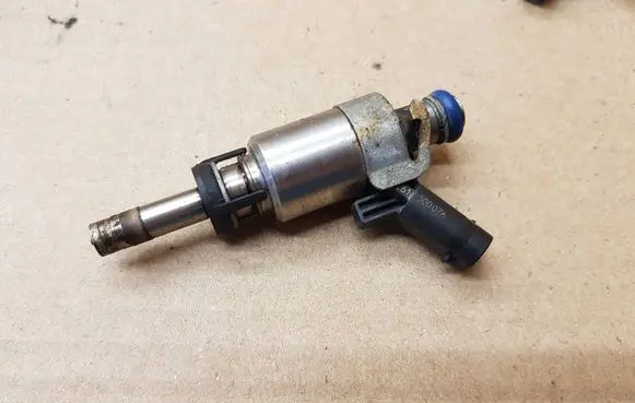 Fuel injector