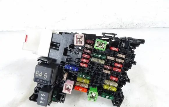 Fuse box set