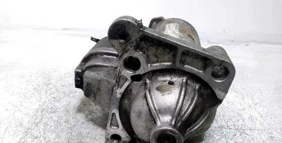 Mitsubishi Carisma Starter motor 30620657