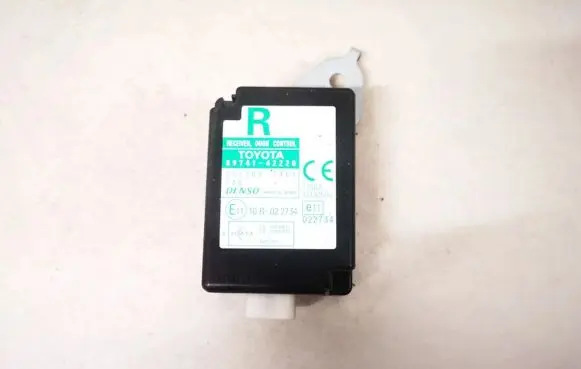 Toyota RAV 4 (XA30) Door control unit/module 8974142220 89741-42220