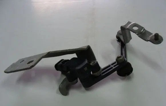 Mercedes-Benz A W177 Headlight/headlamp level sensor A0009050908 1511902860 10172401743