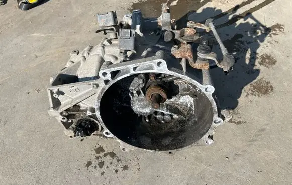 Dodge Caliber Manual 6 speed gearbox A6X29961 KN9D