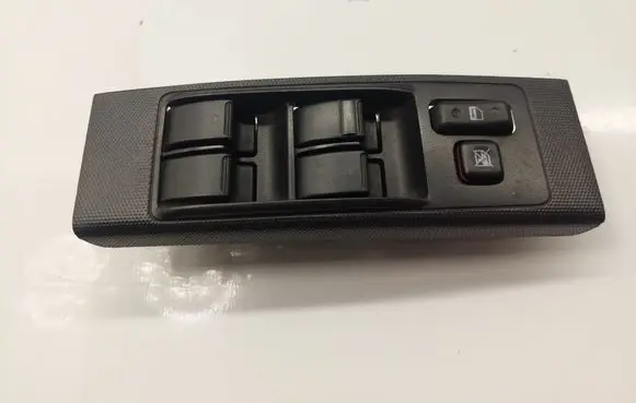 Toyota Corolla Verso AR10 Electric window control switch 848200F030 54355667D